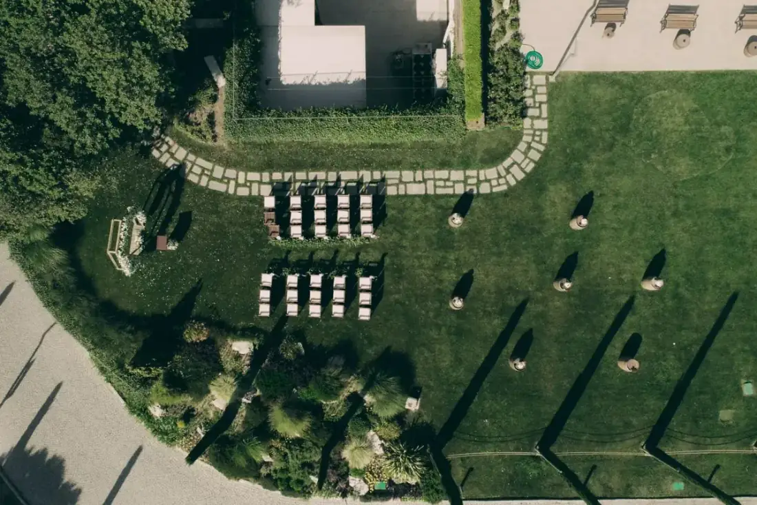 Wedding seating arrangement planning