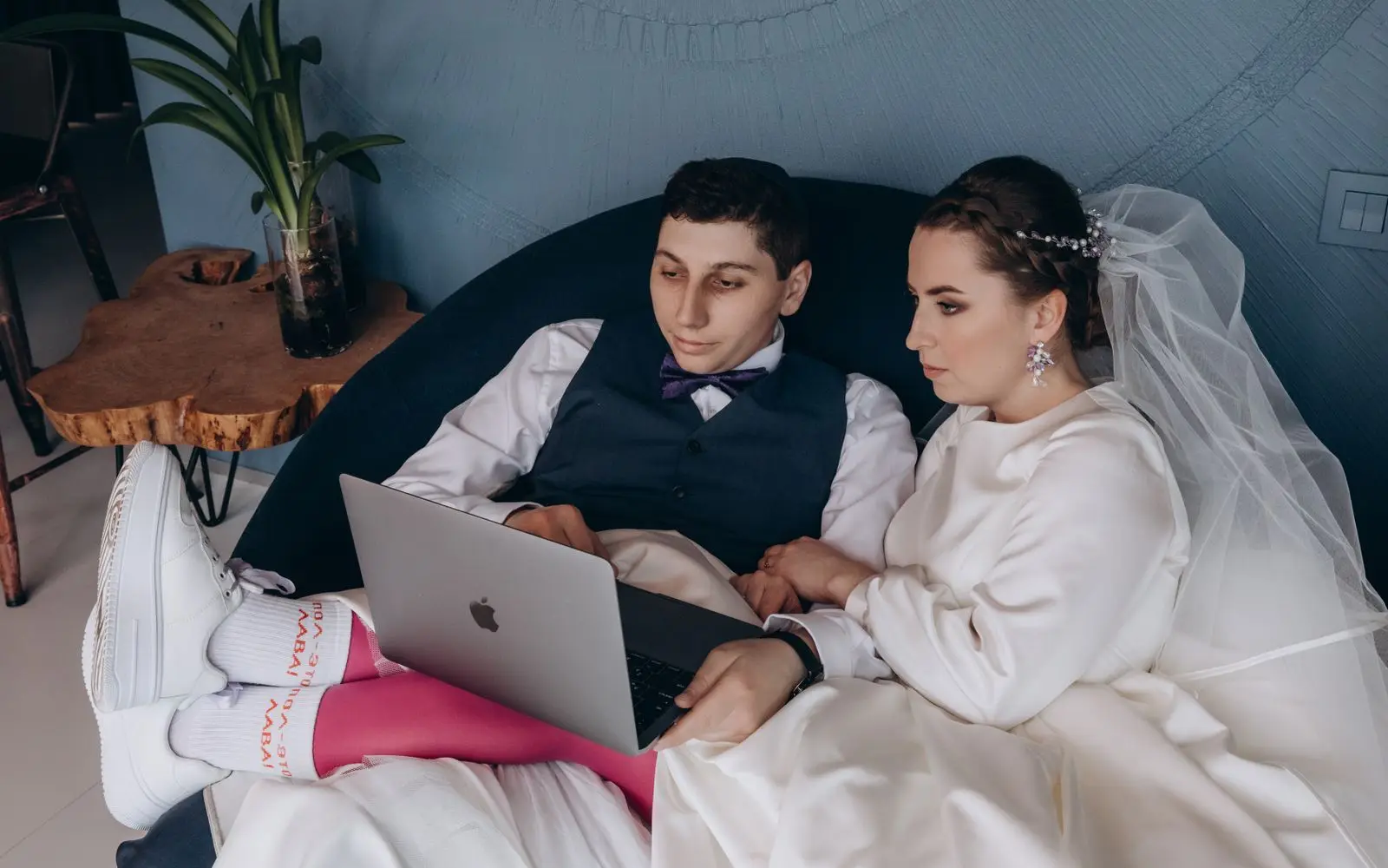 Co lepsze: papierowe RSVP czy RSVP online?